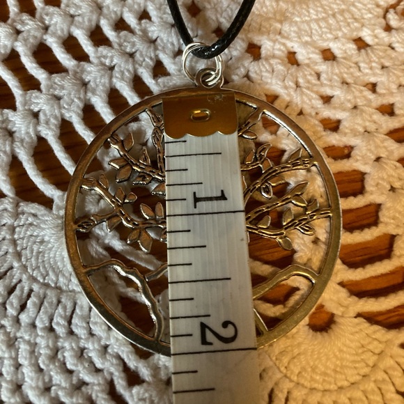 Necklace, “Tree of Life” Medallion, NWOT - Picture 9 of 16